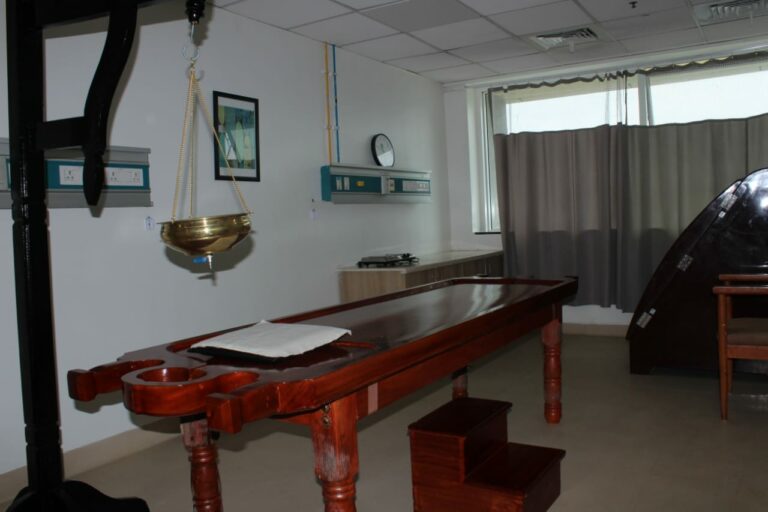 hebbal-treatment-room2